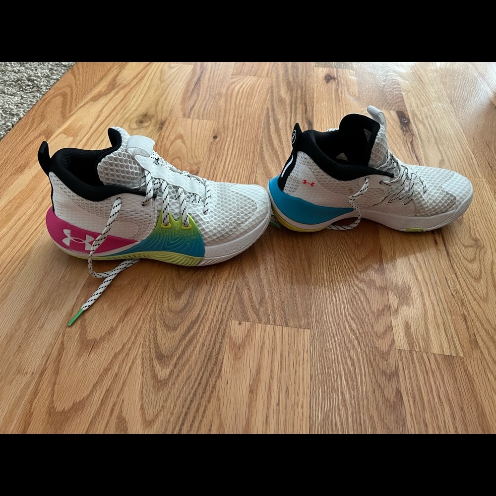 Under Armour Kids (GS) Embiid One Basketball Shoes girls size 4.5